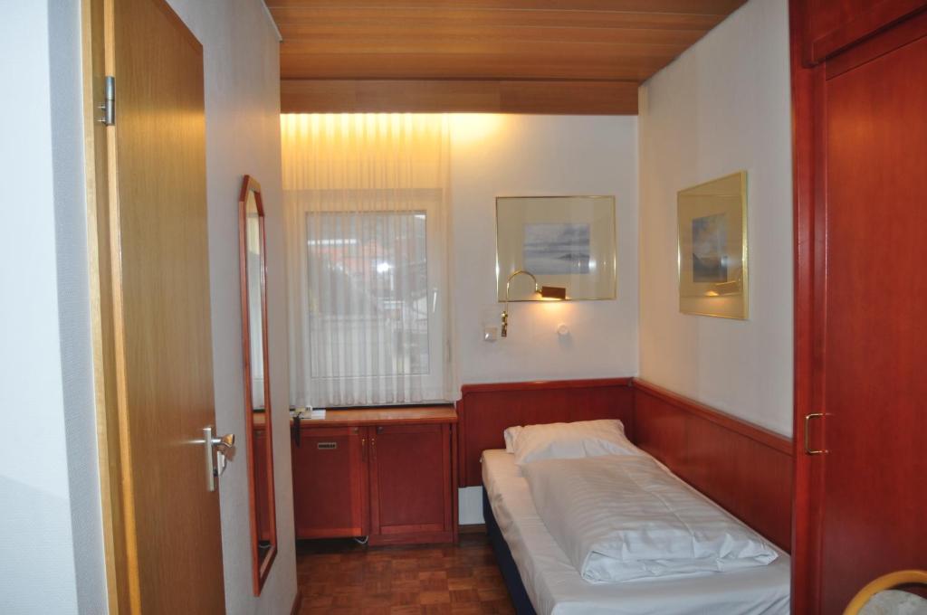 Hotel Starkenburger Hof Heppenheim  Экстерьер фото