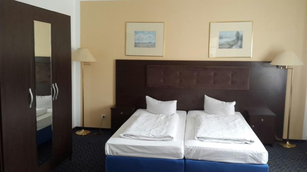Hotel Starkenburger Hof Heppenheim  Экстерьер фото