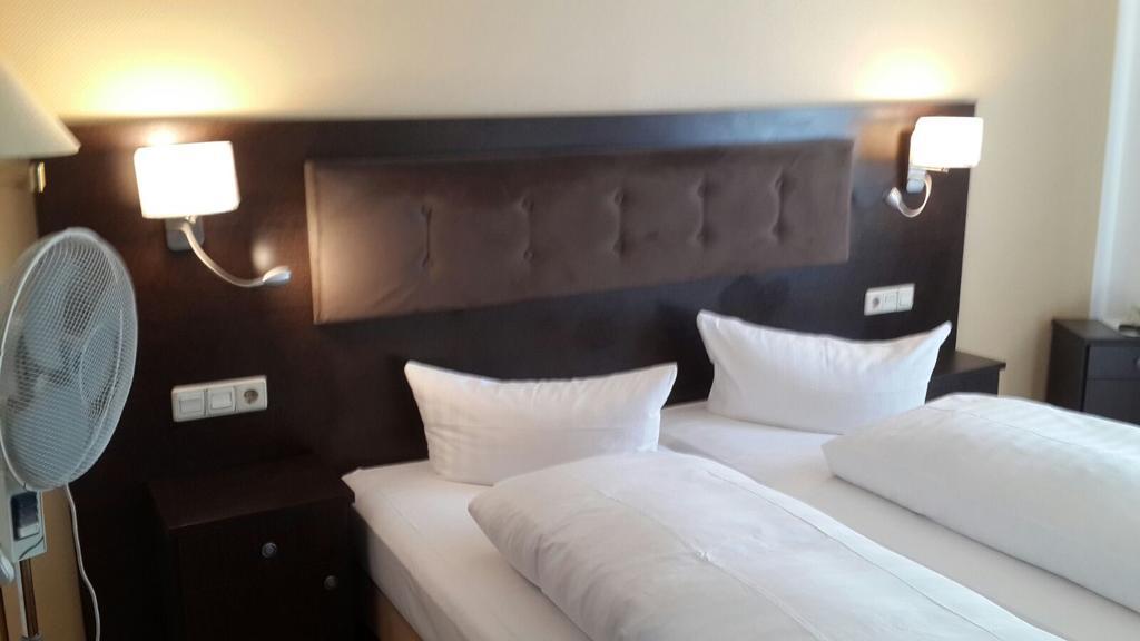 Hotel Starkenburger Hof Heppenheim  Экстерьер фото